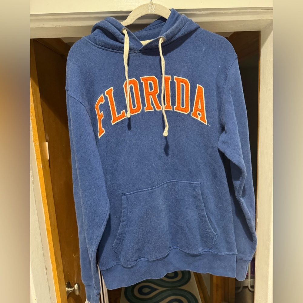Cozy and cute League Florida Gators pullover hoodie